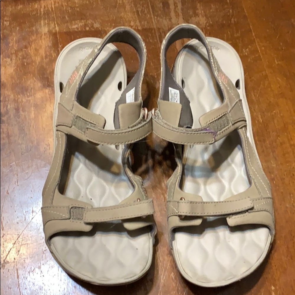 Columbia sandals